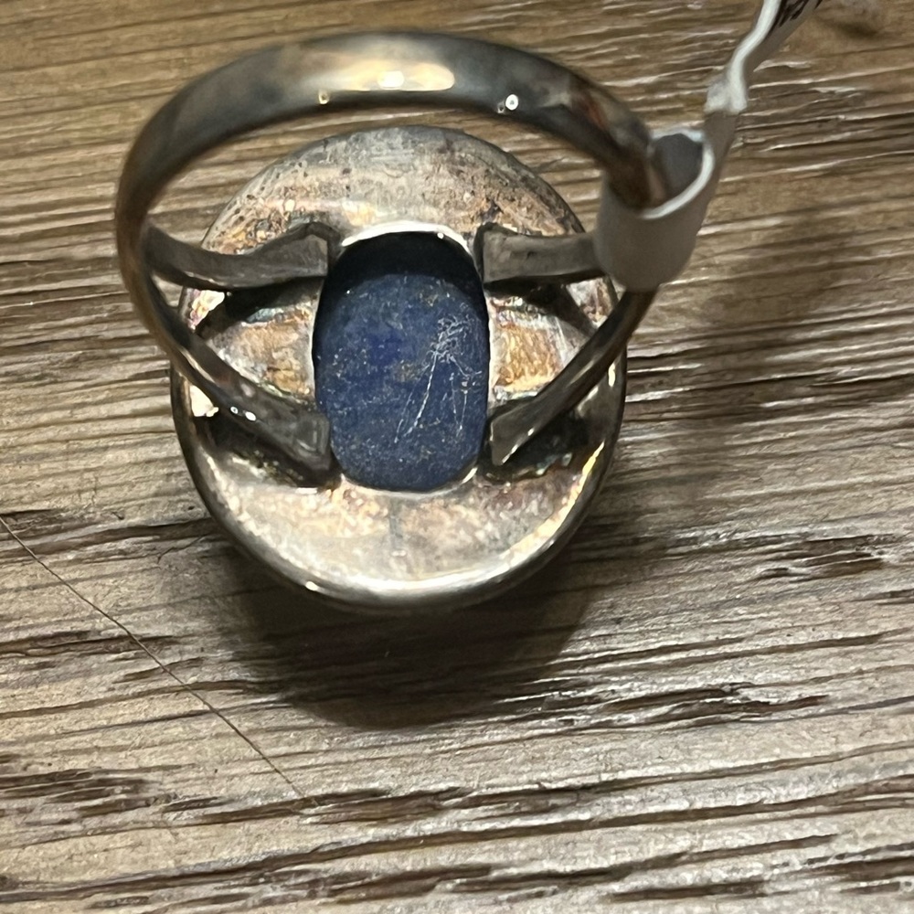Native American made size 8 Lapis Lazuli set in 925 Sterling Silver. - Picture 6 of 6